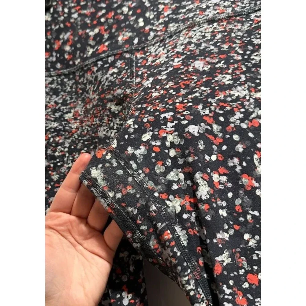 Lululemon Leggings in Water Blossom Multi Print